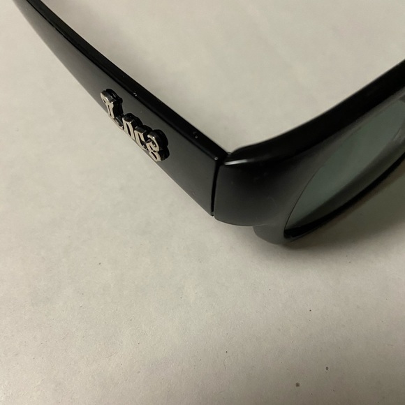 2 for $30 black sunglasses - Picture 2 of 3